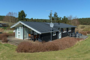 Nice Home In Ebeltoft With 3 Bedrooms, Sauna And Wifi